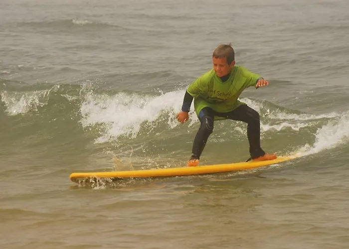 Furadouro Surf Camp * Ovar