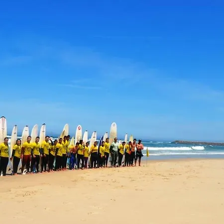 בית נופש Furadouro Surf Camp אובאר