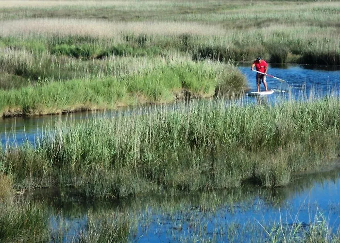 Furadouro Surf Camp * オヴァール